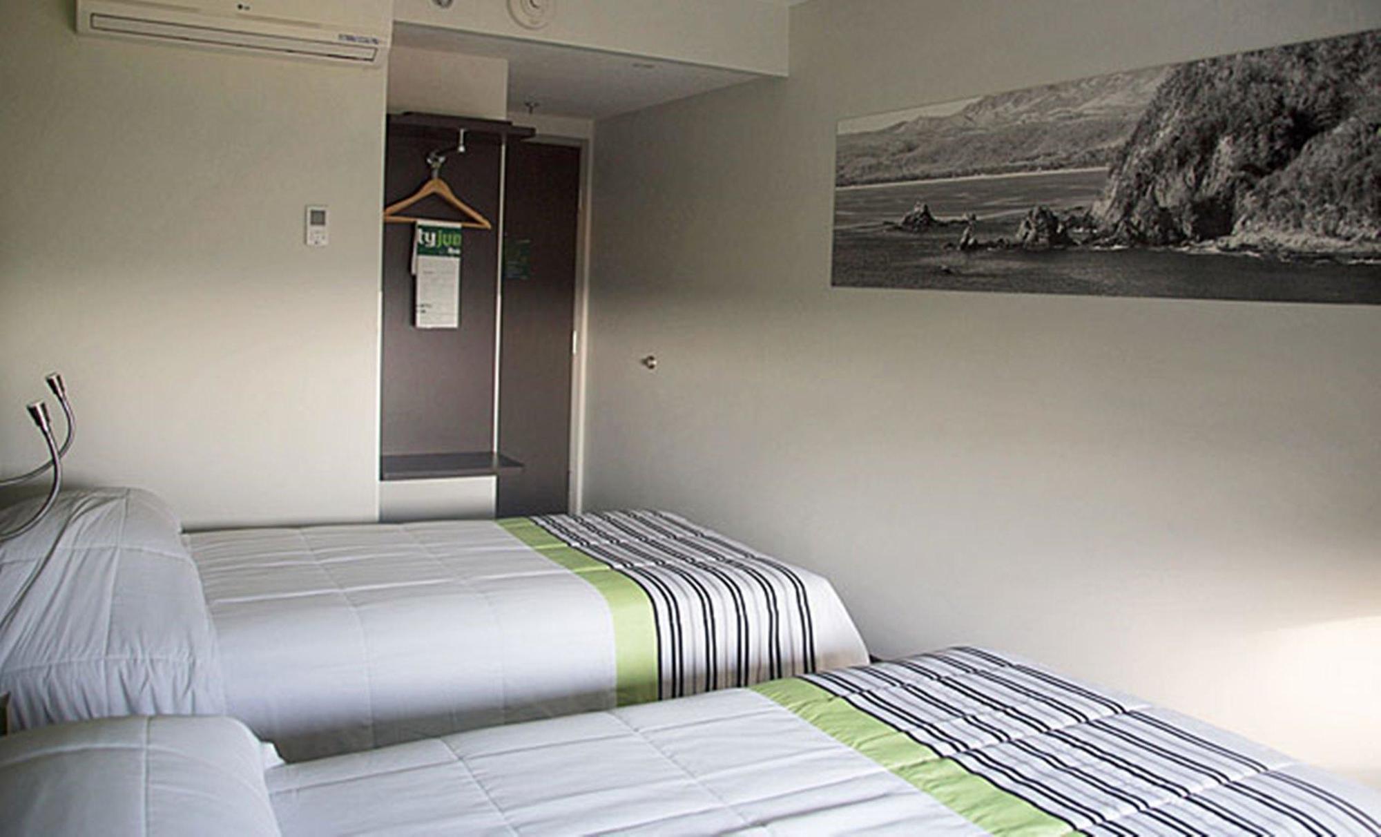 City Express Junior By Marriott Puebla Finsa Exterior foto